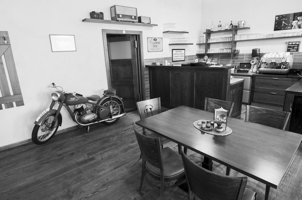Hotel Beranek Blatná エクステリア 写真