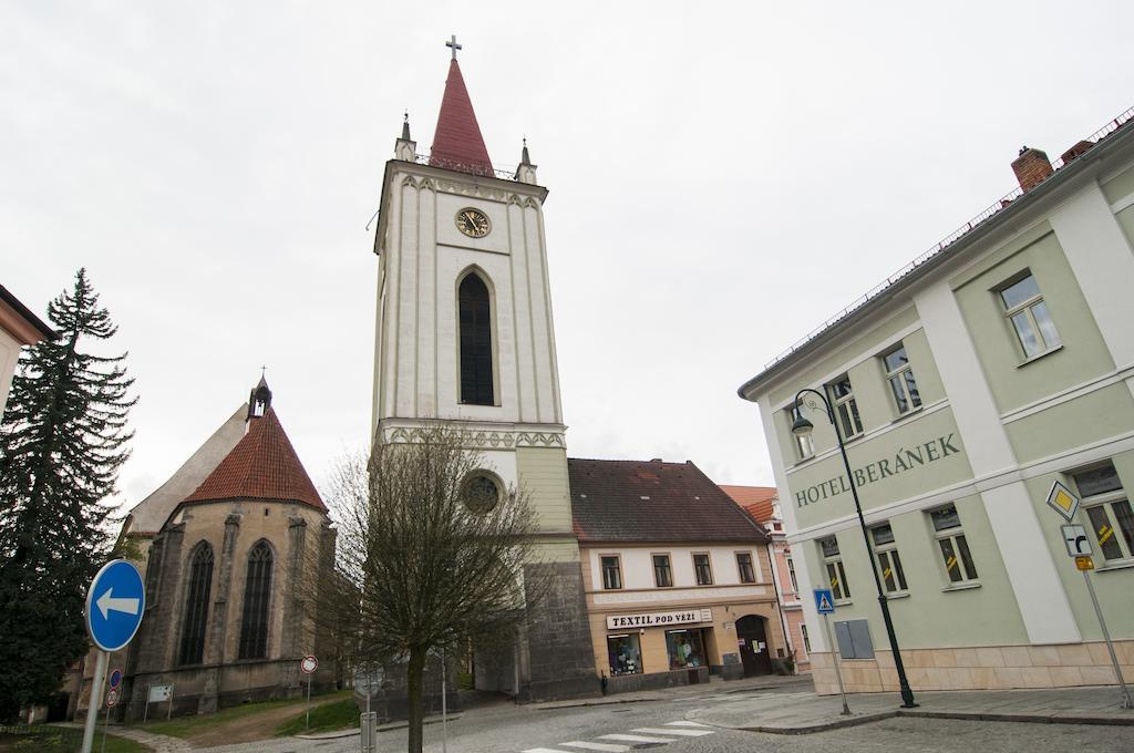 Hotel Beranek Blatná エクステリア 写真