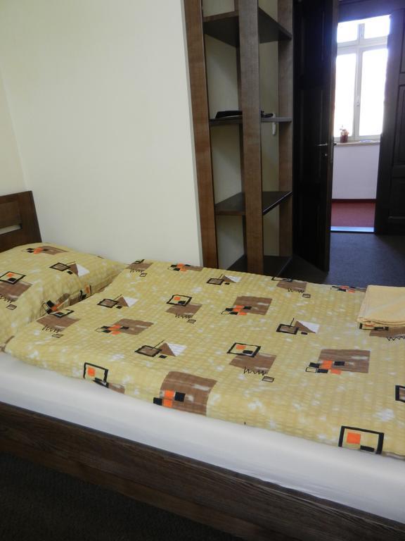 Hotel Beranek Blatná エクステリア 写真